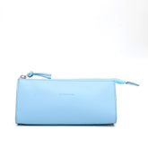Beauty in pelle liscia celeste, prodotta da Pianigiani Bags